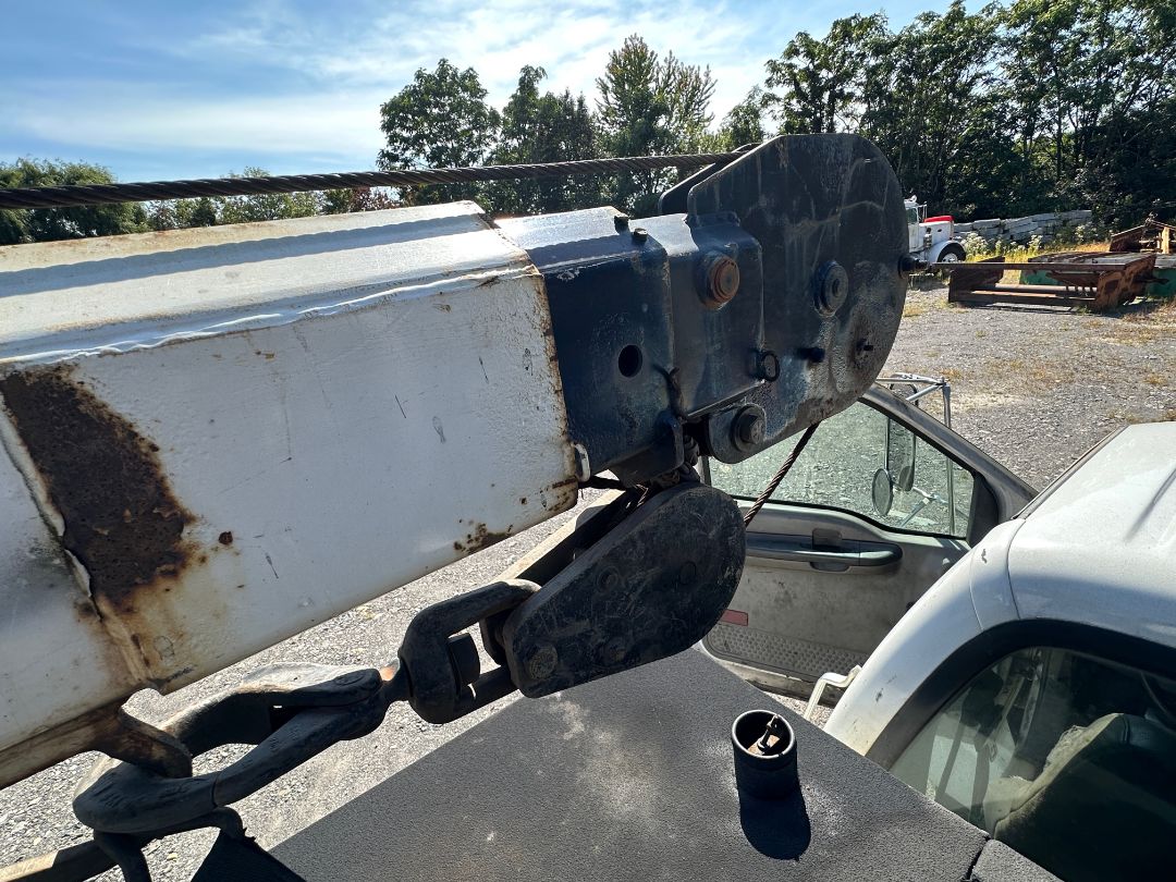 2003 FORD F650 Service Truck - Image 38